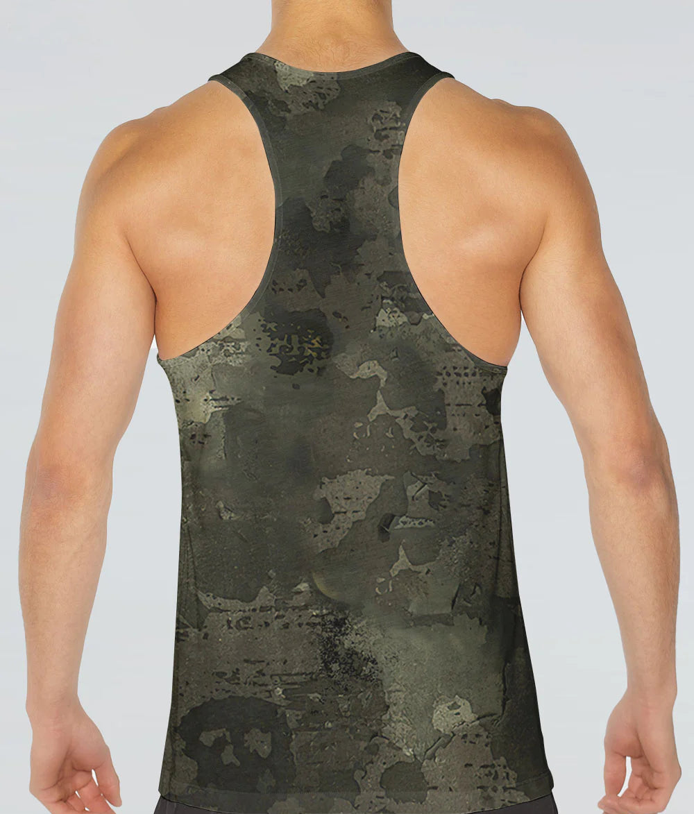 never-underestimate-an-old-man-jeep-camo-tank-top