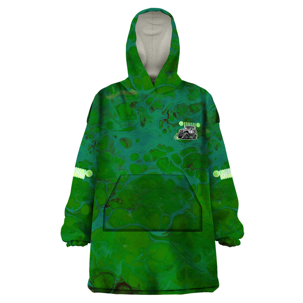 green-jeep-wearable-blanket-hoodie-im-that-crazy-girl-who-loves-jeep-a-lot