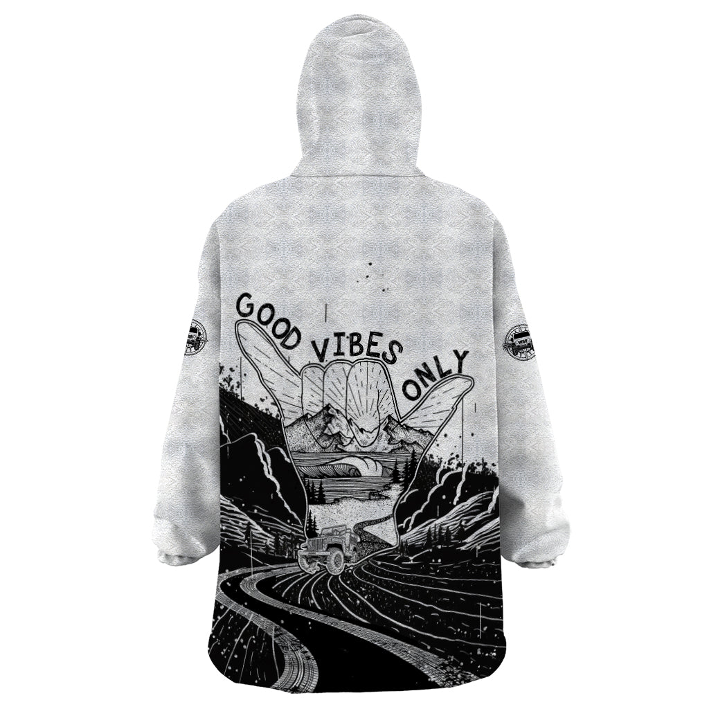 jeep-waves-wearable-blanket-hoodie-good-vibes-only