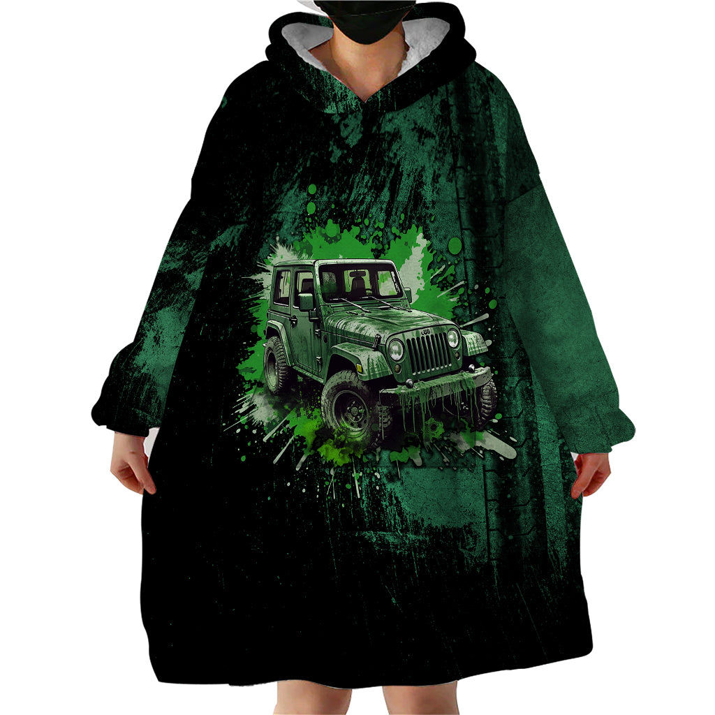 never-underestimate-old-man-with-a-jeep-wearable-blanket-hoodie