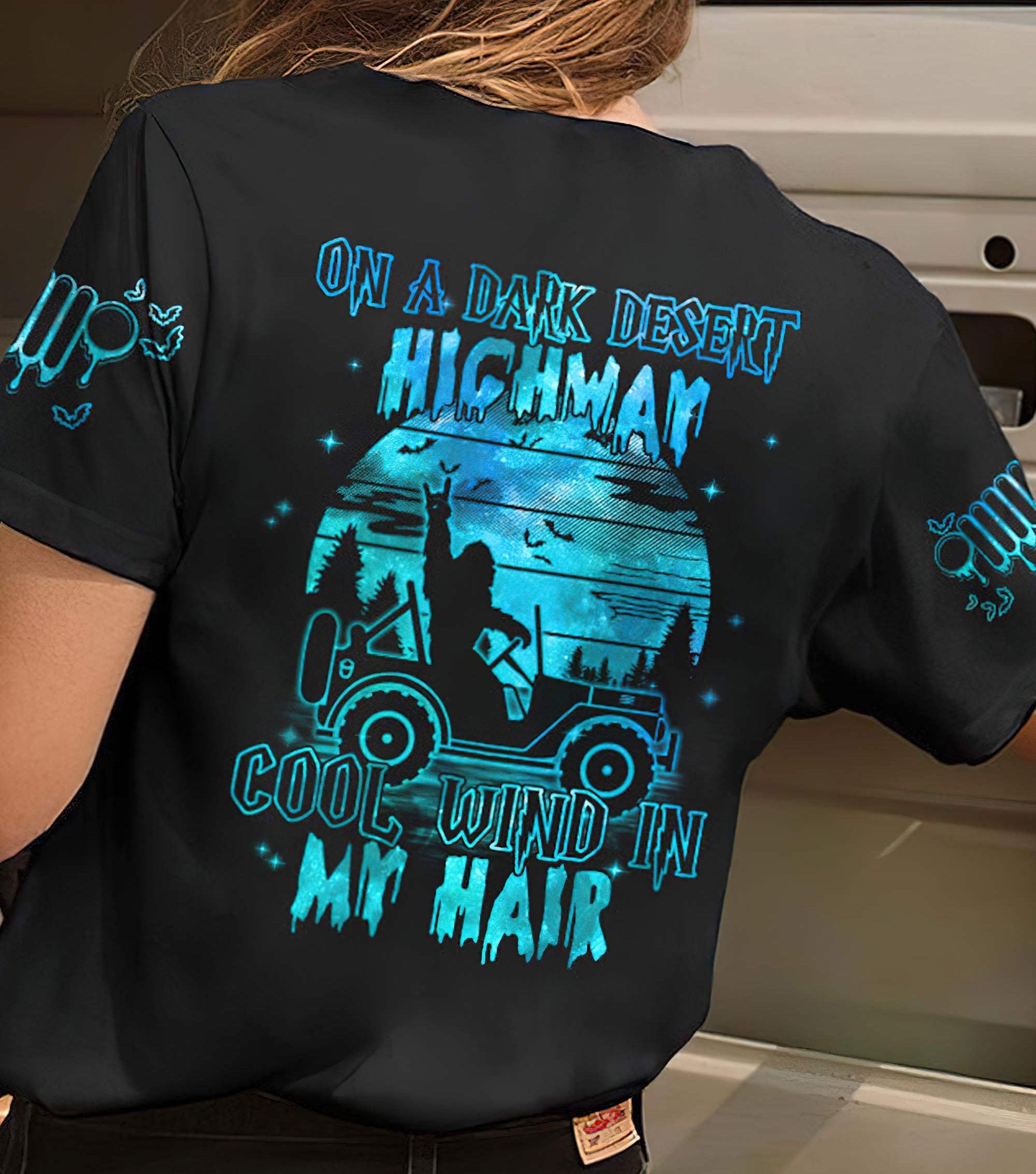 on-a-dark-desert-highway-jeep-big-foot-halloween-t-shirt