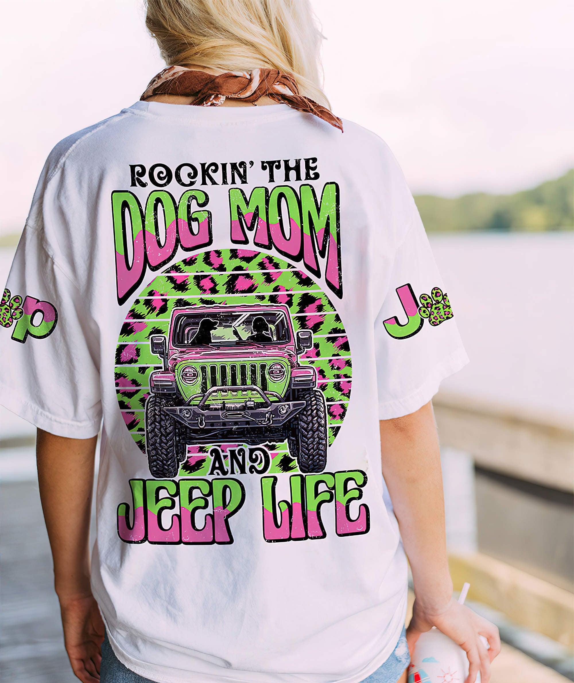 rockin-the-dog-mom-and-jeep-life-leopard-v2-t-shirt