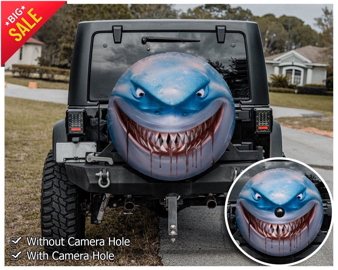 creepy-smiling-shark-spare-tire-cover