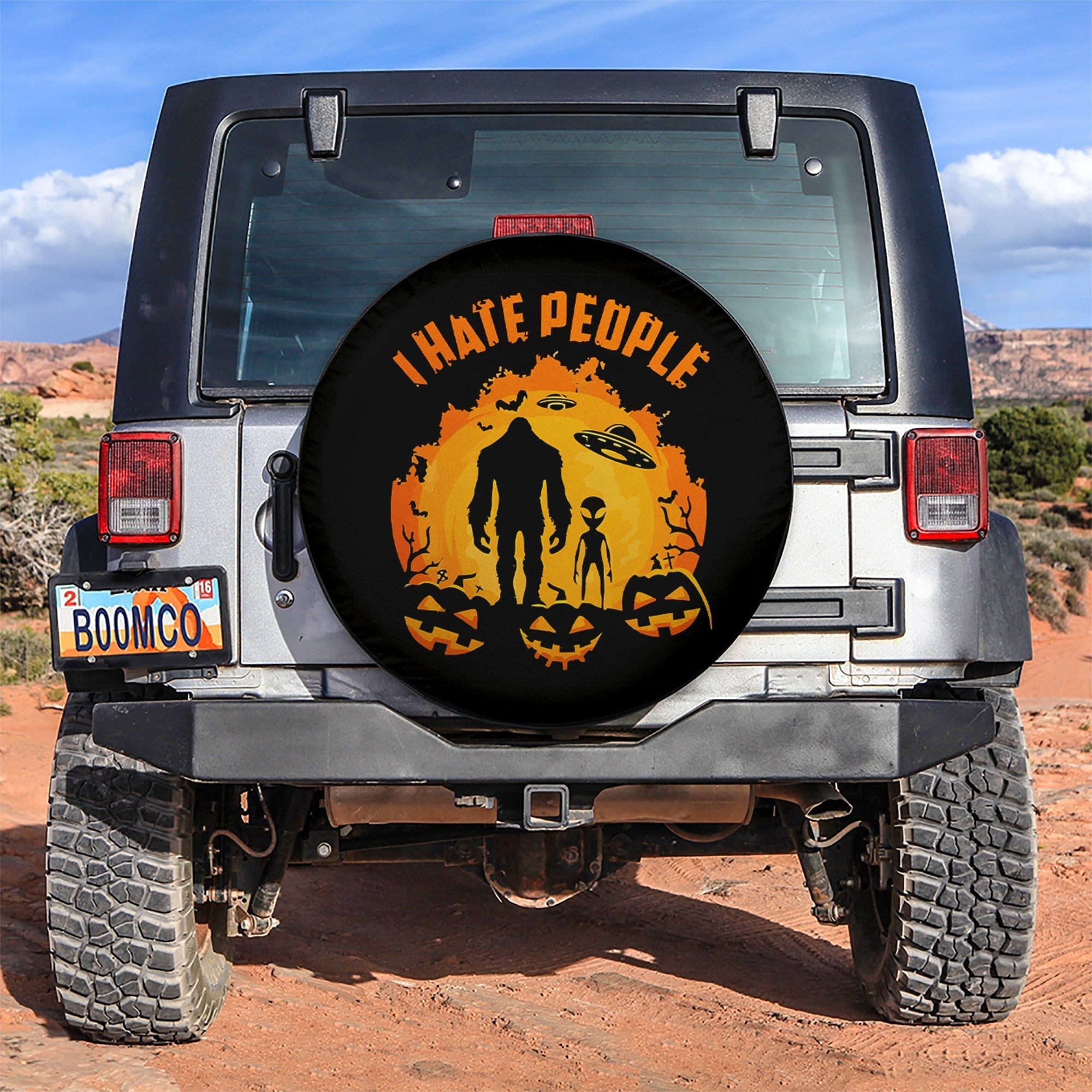 jeep-tire-covers-bigfoot-and-alien-hate-people-car-spare-tire-covers-gift-for-campers