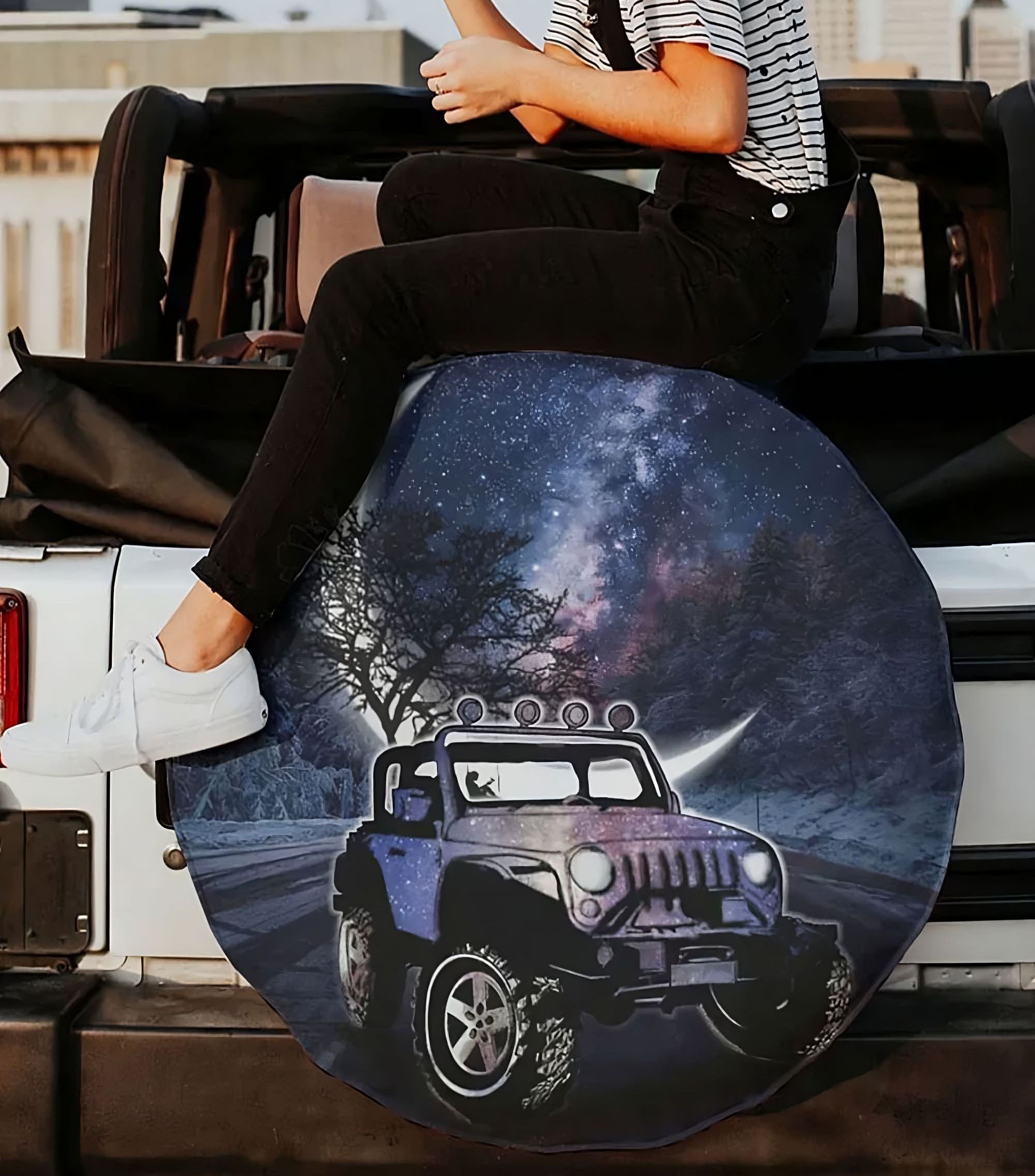 jeep-crescent-moon-galaxy-spare-tire-cover