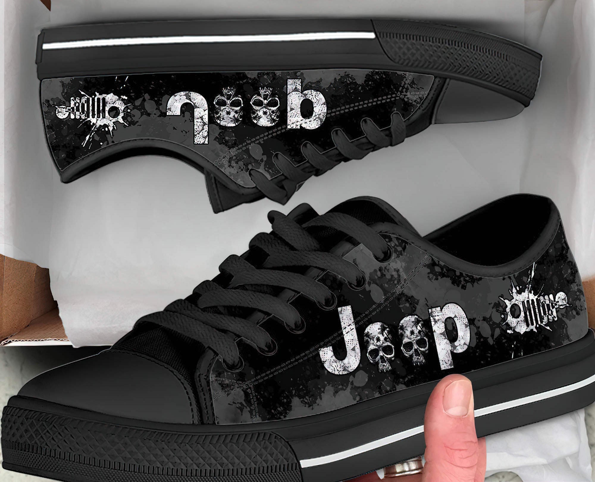 jeep-skull-low-top-shoes