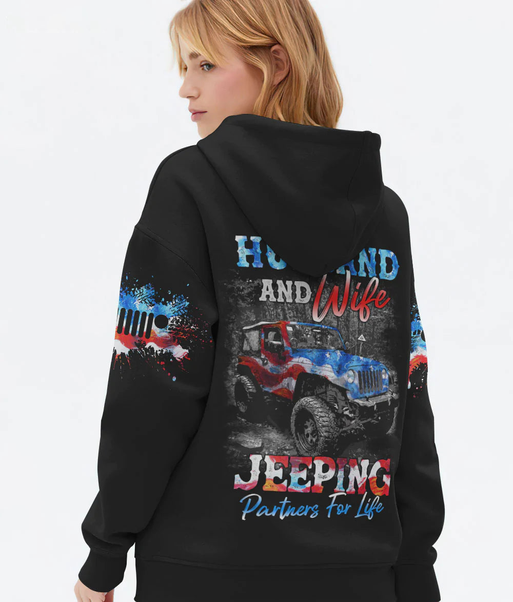 husband-and-wife-painting-jeep-flag-couple-hoodie