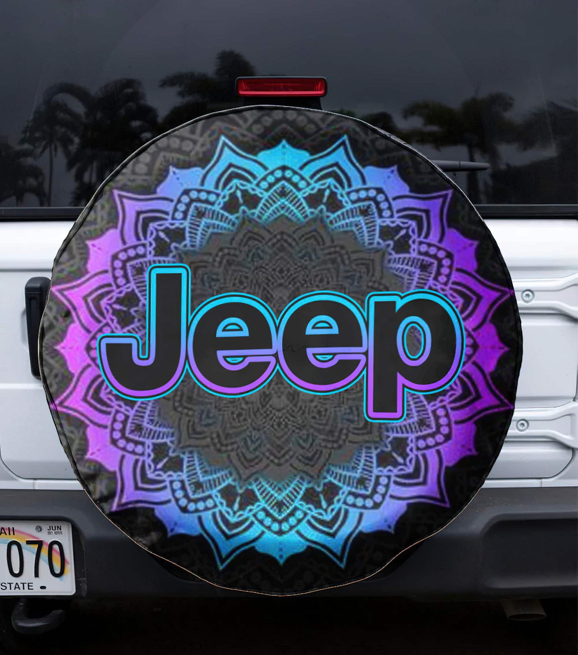 abstract-jeep-girl-spare-tire-cover