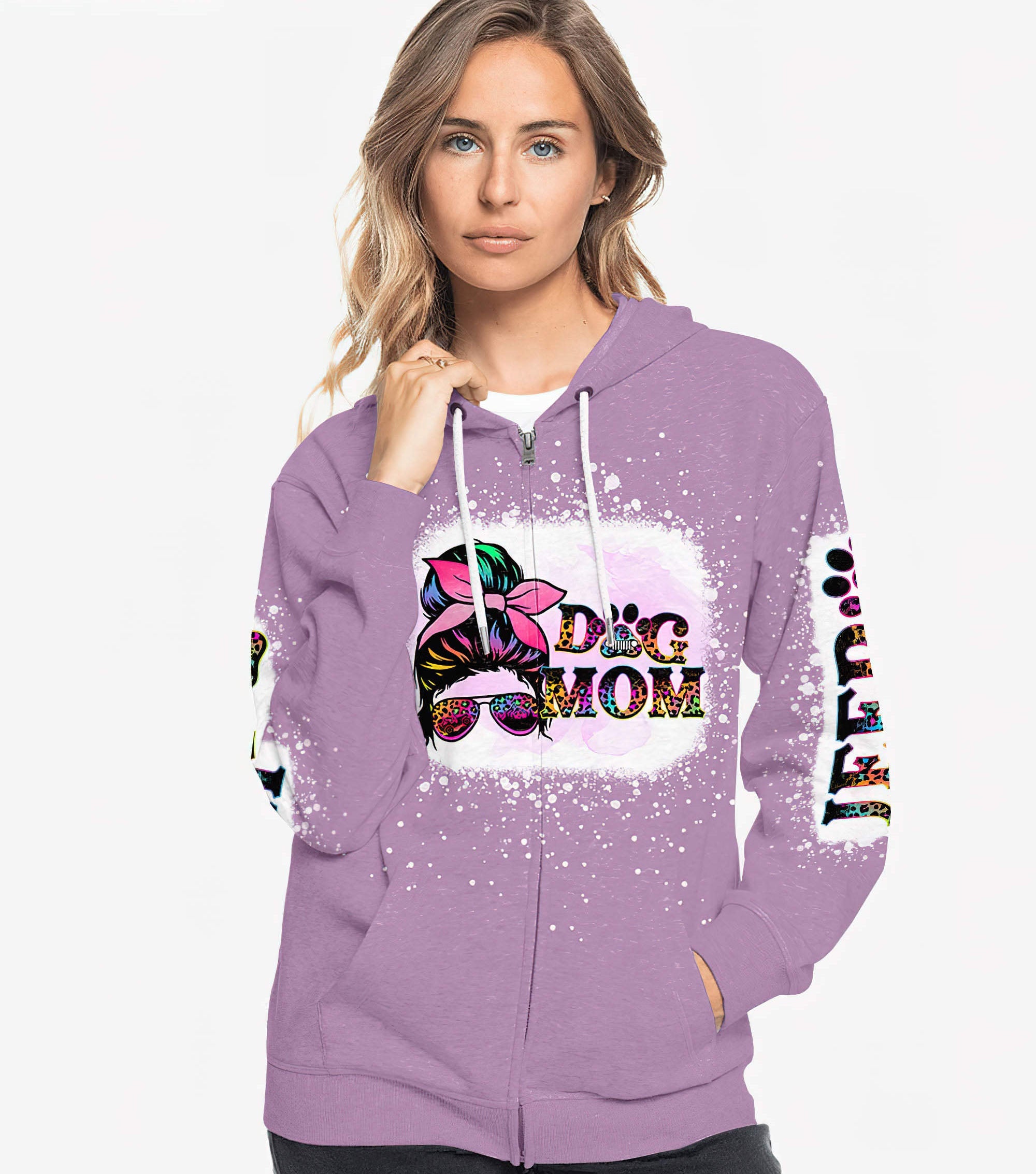 dog-mom-leopard-jeep-hoodie