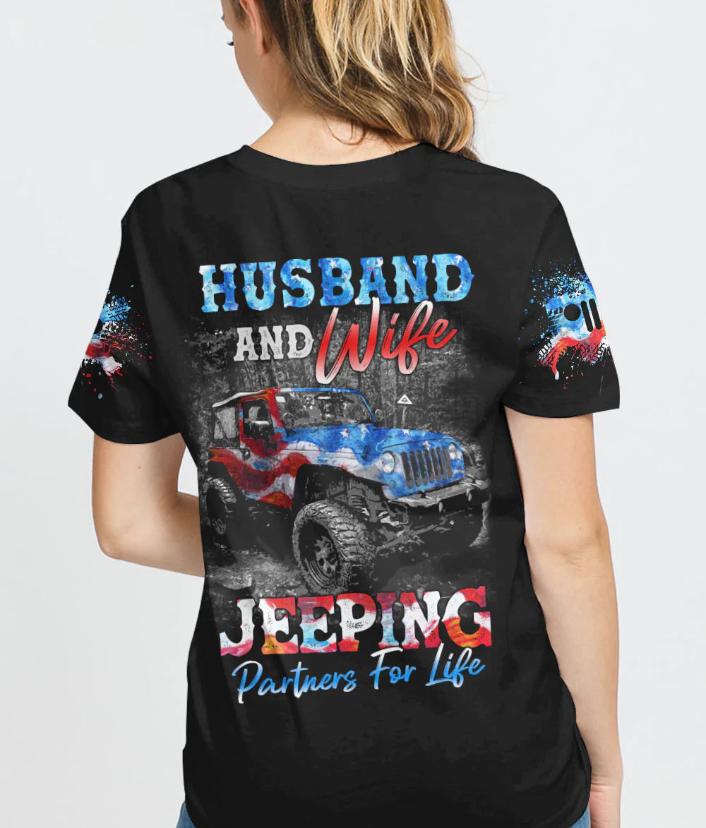 husband-and-wife-painting-jeep-flag-couple-t-shirt