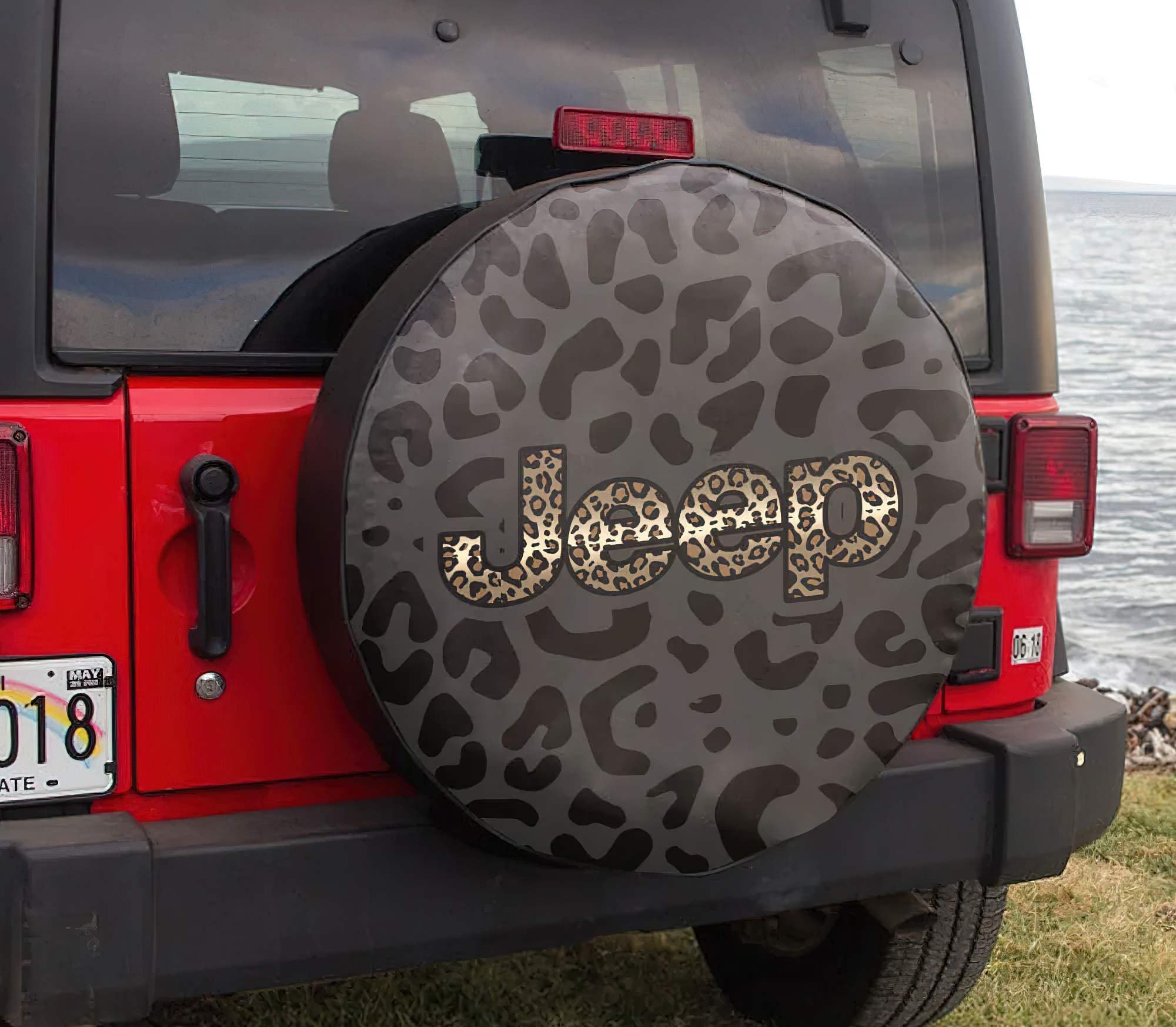 jeep-girl-leopard-dark-spare-tire-cover