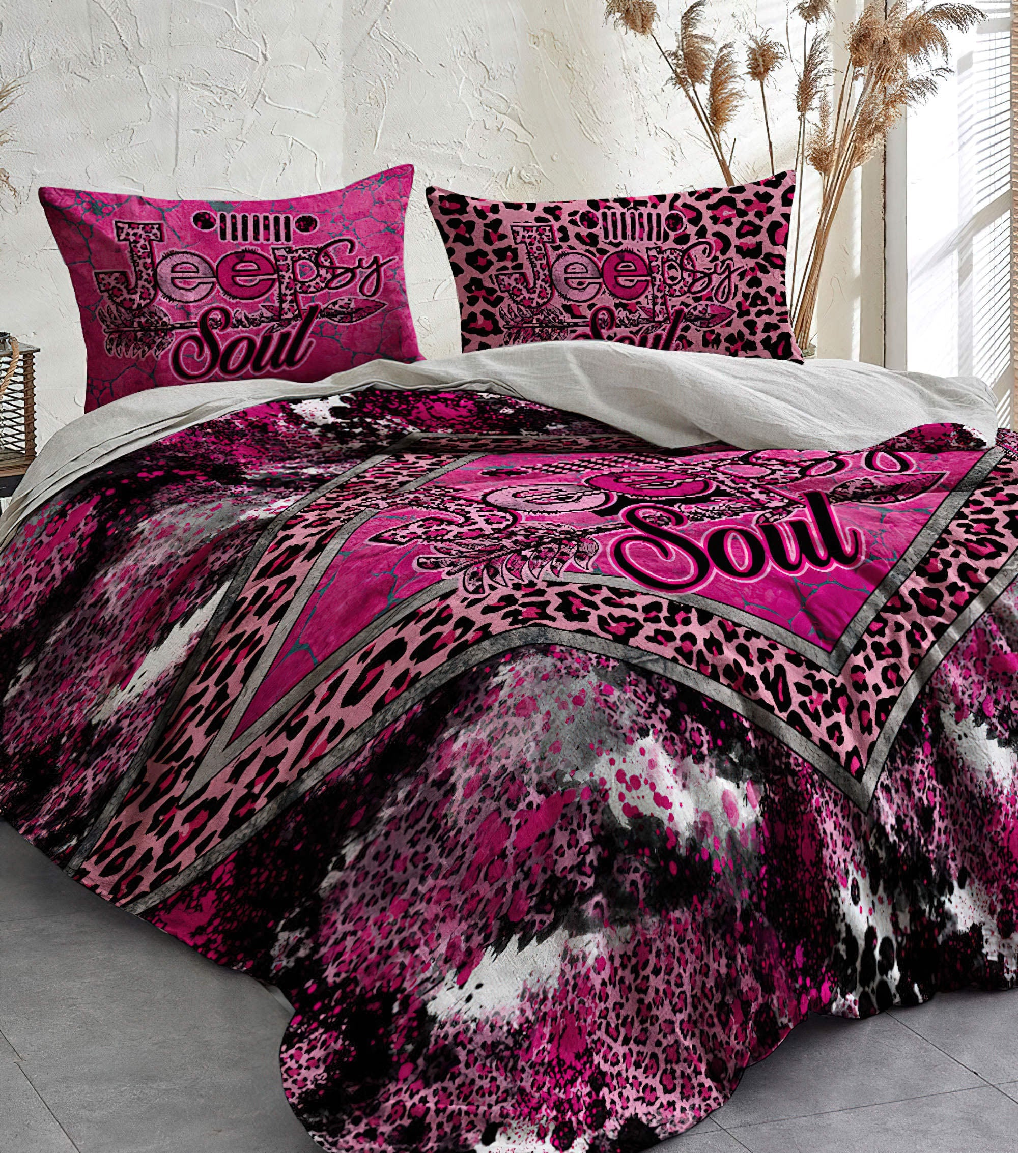 jeepsy-soul-pink-cowhide-bedding-set