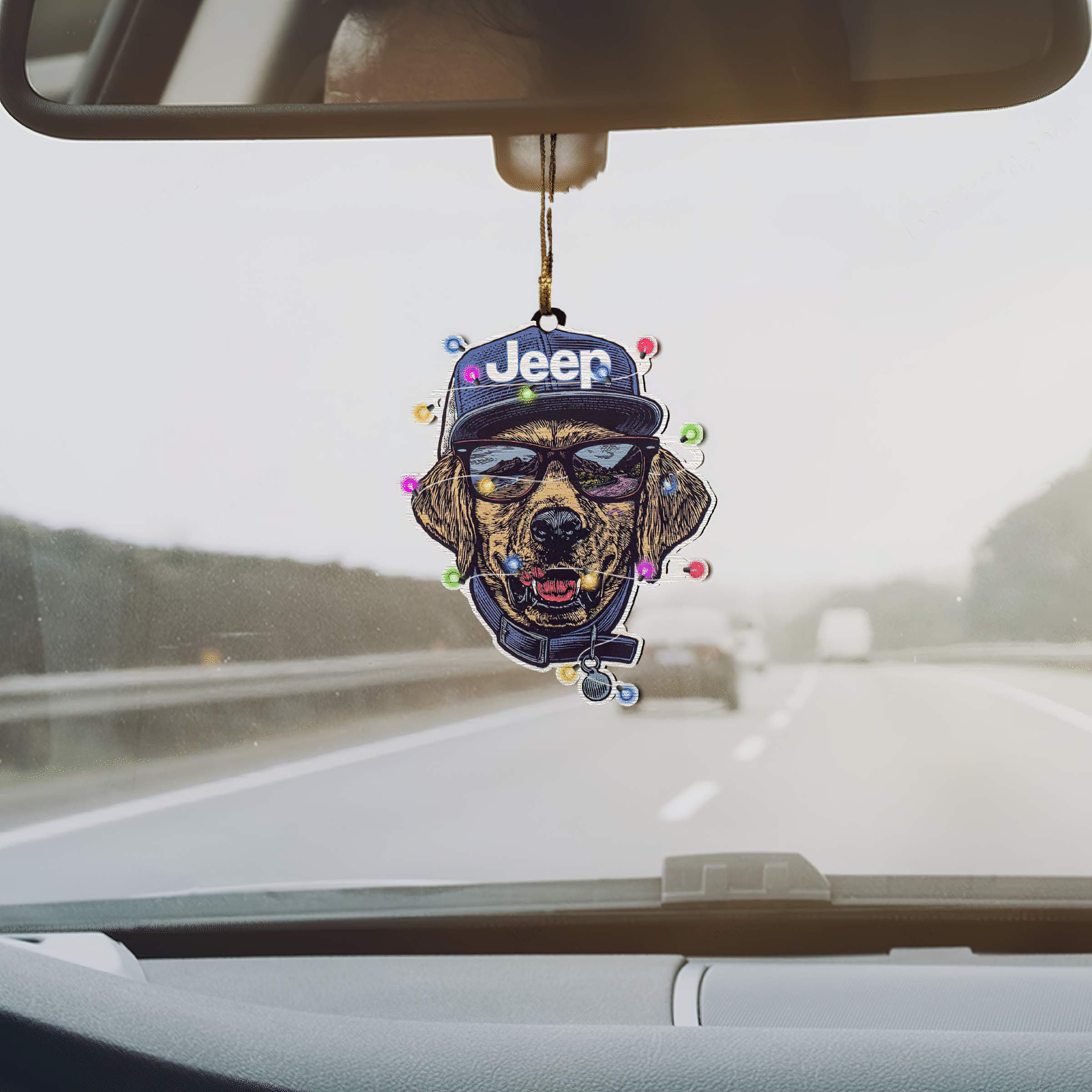 gloden-jeep-christmas-ornaments