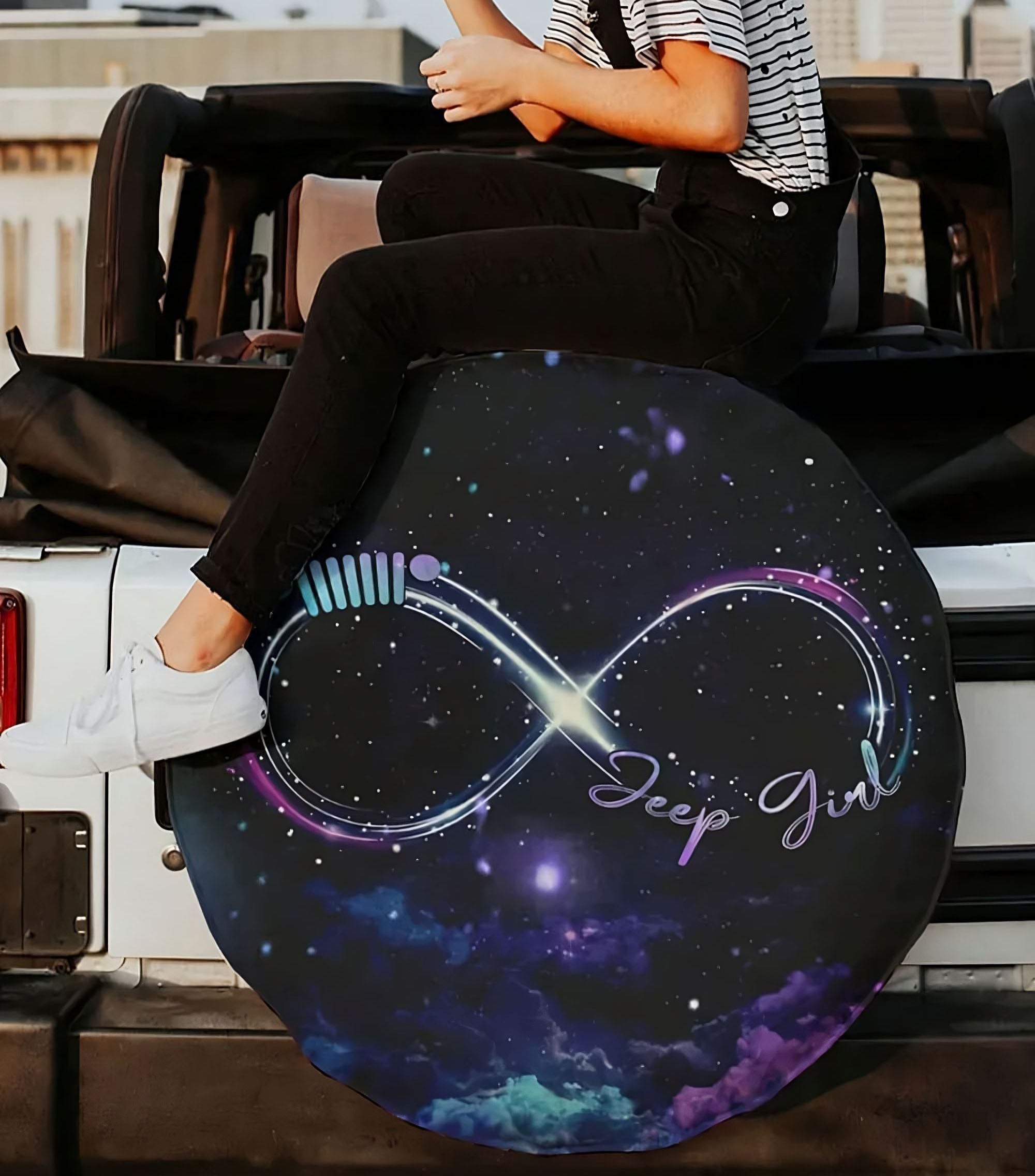 jeep-girl-infinity-galaxy-automotive-spare-tire-cover