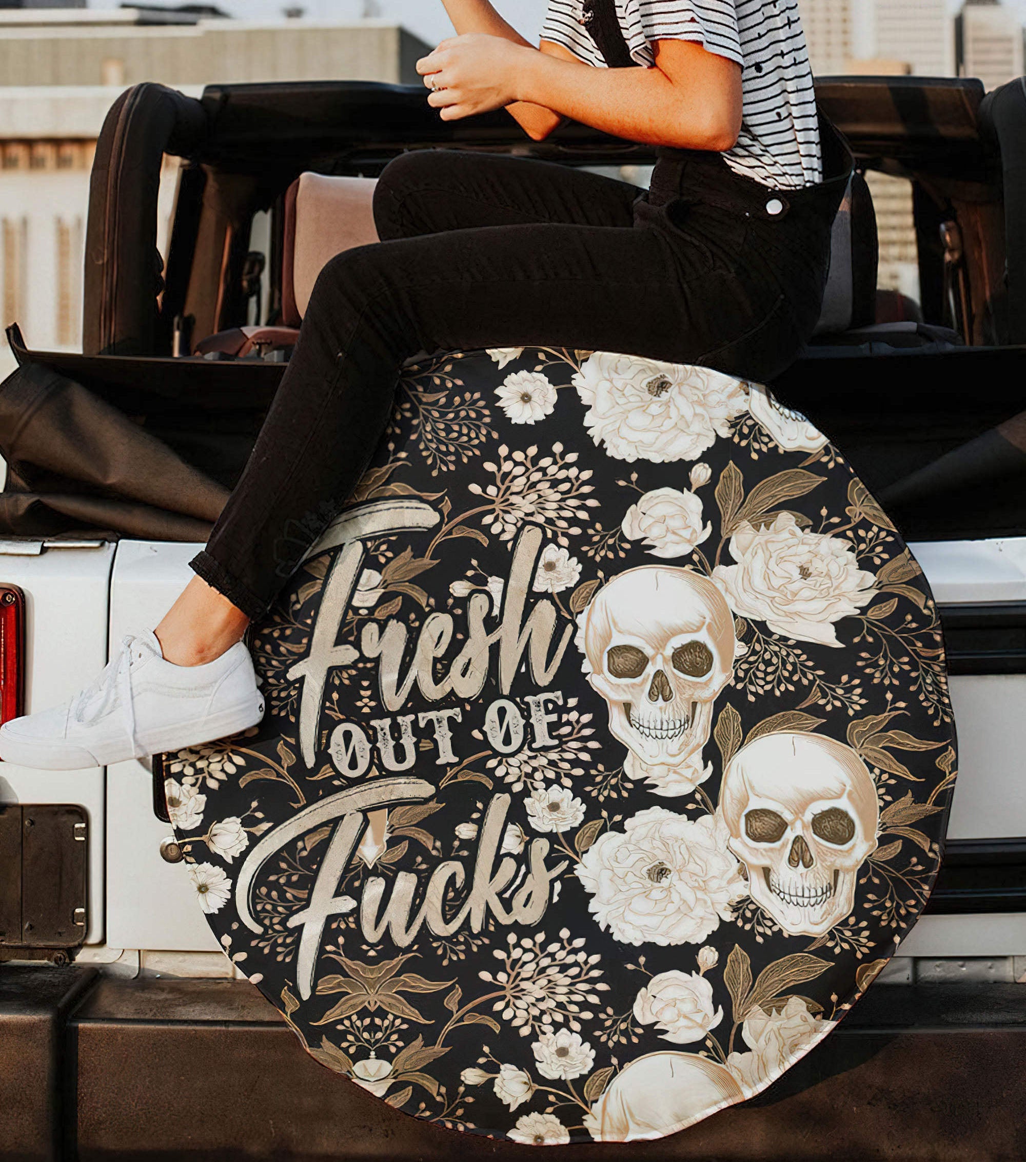 fresh-out-of-f-white-gold-skull-flower-automotive-spare-tire-cover