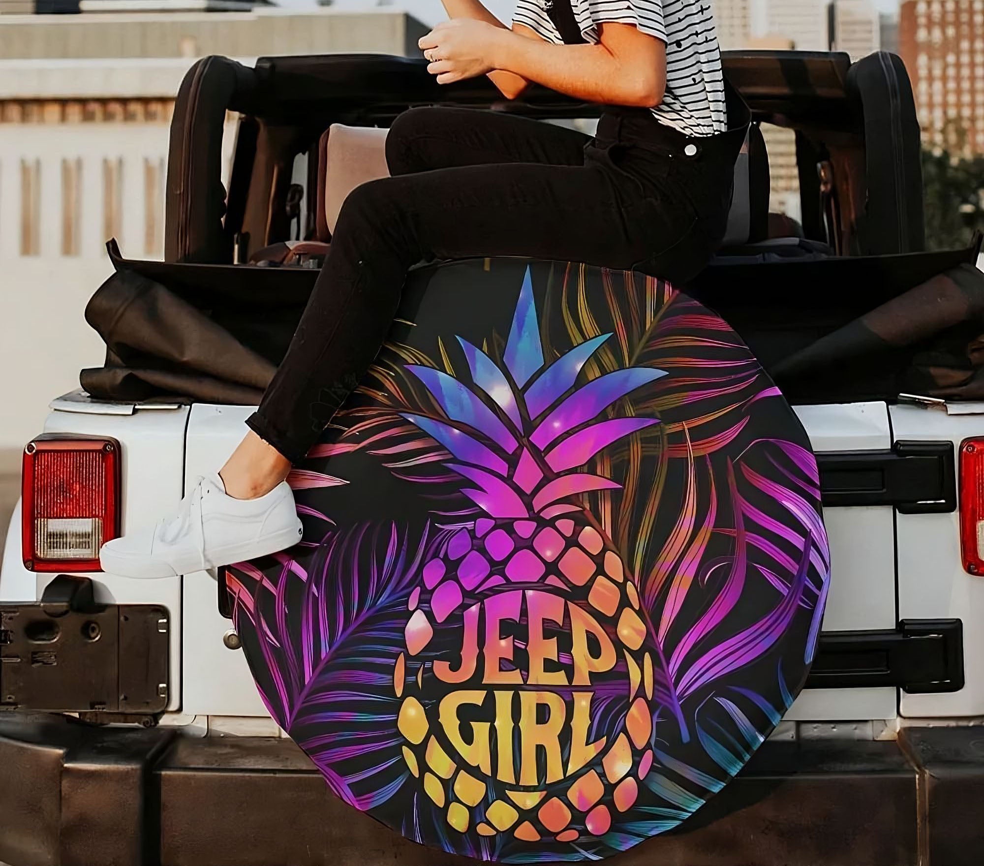 jeep-girl-pineapple-automotive-spare-tire-cover