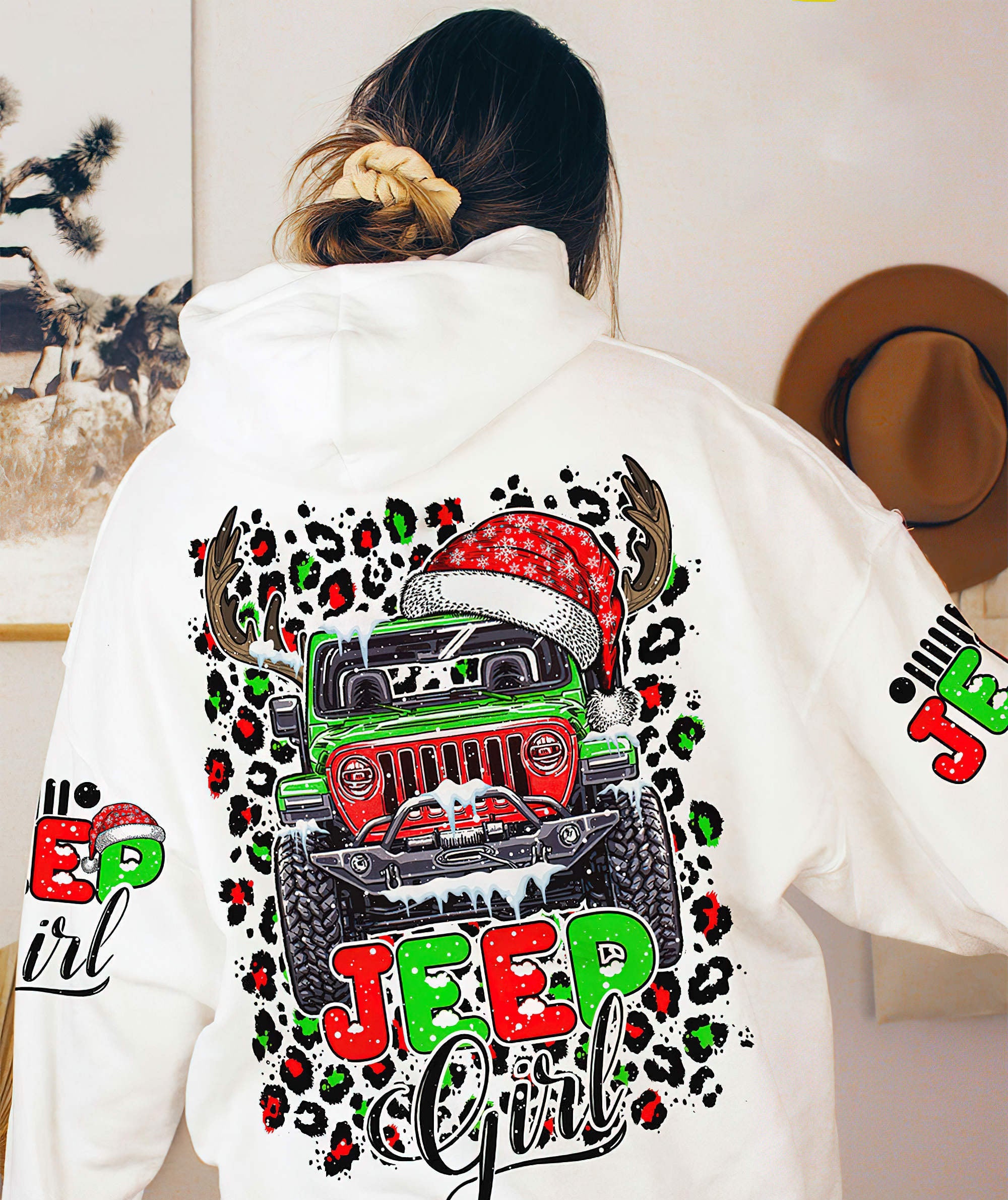 jeep-girl-christmas-leopard-hoodie