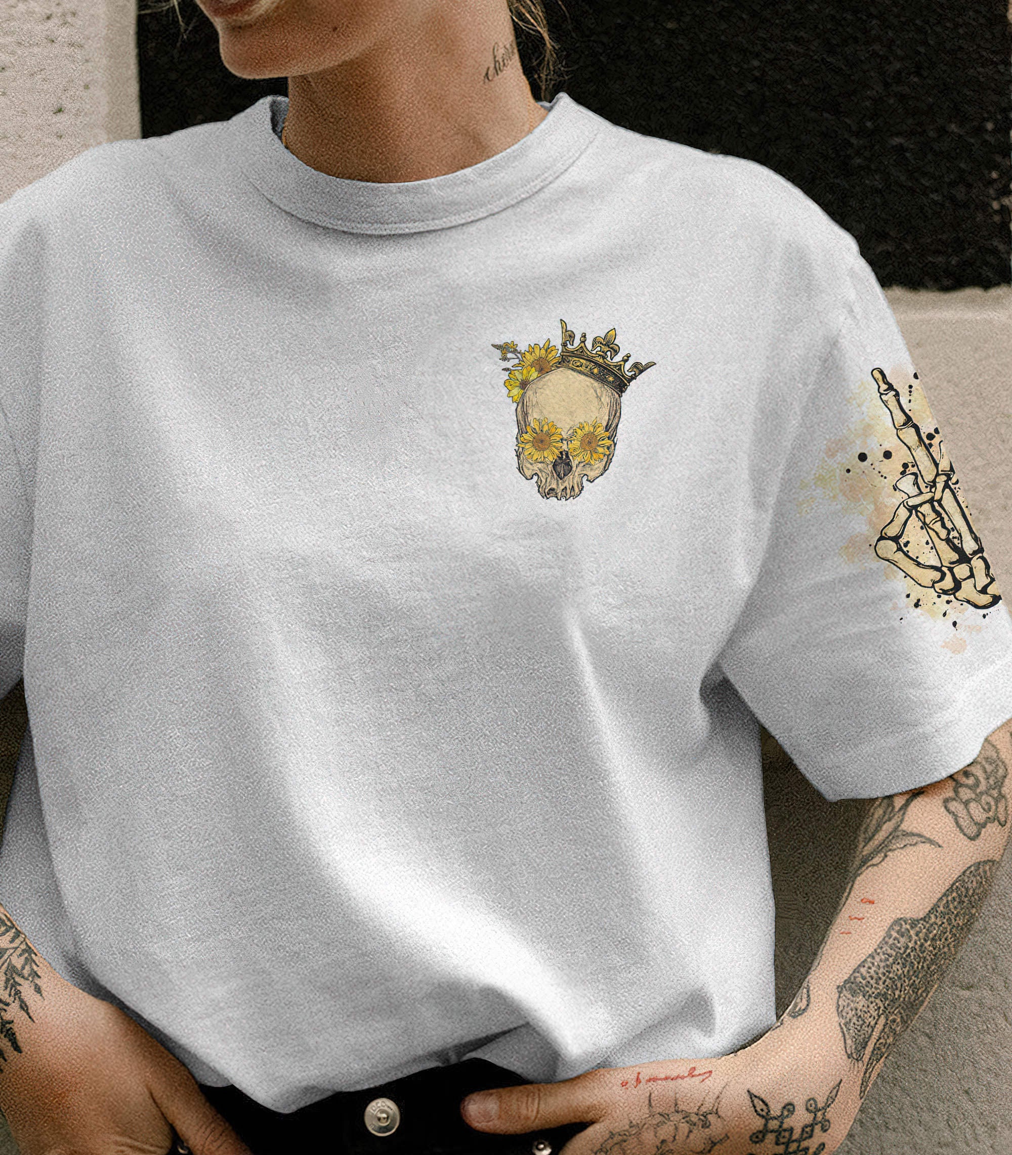 im-fking-queen-vintage-skull-all-over-print-t-shirt