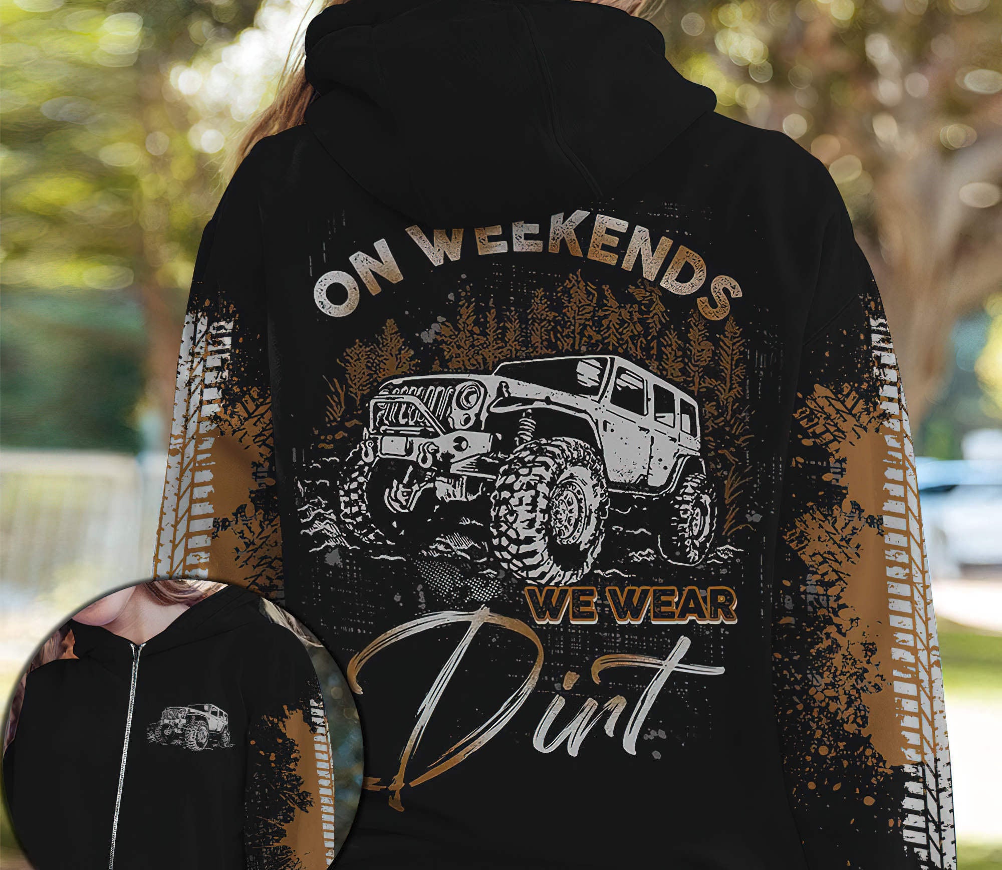 on-weekends-jeep-hoodie