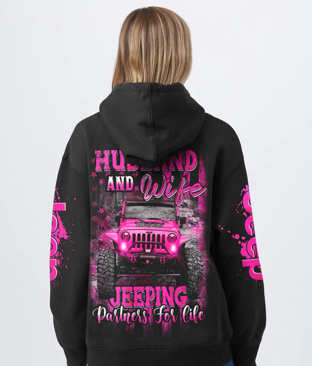 husband-and-wife-jeep-couple-hoodie