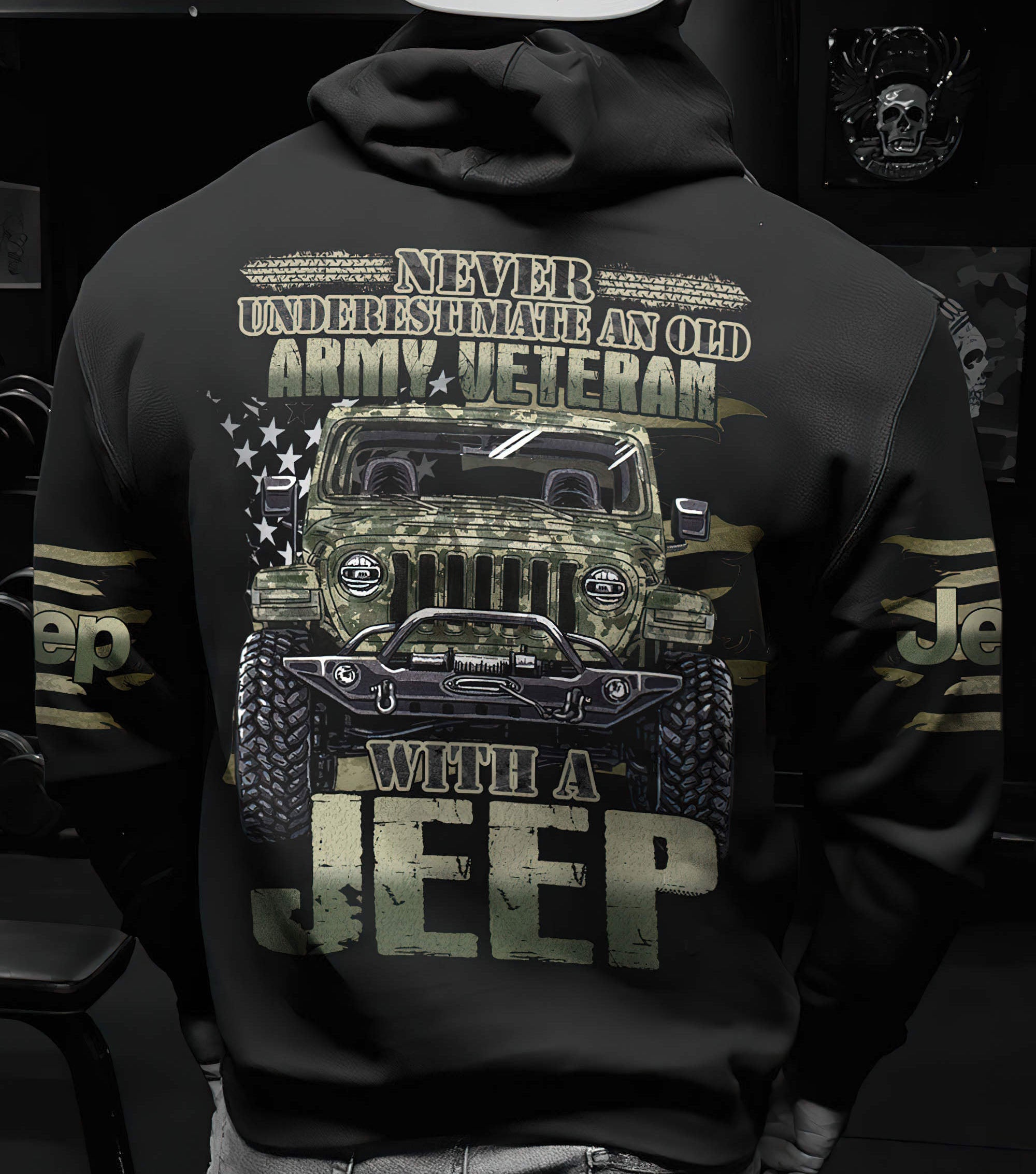 an-old-army-veteran-camo-jeep-hoodie