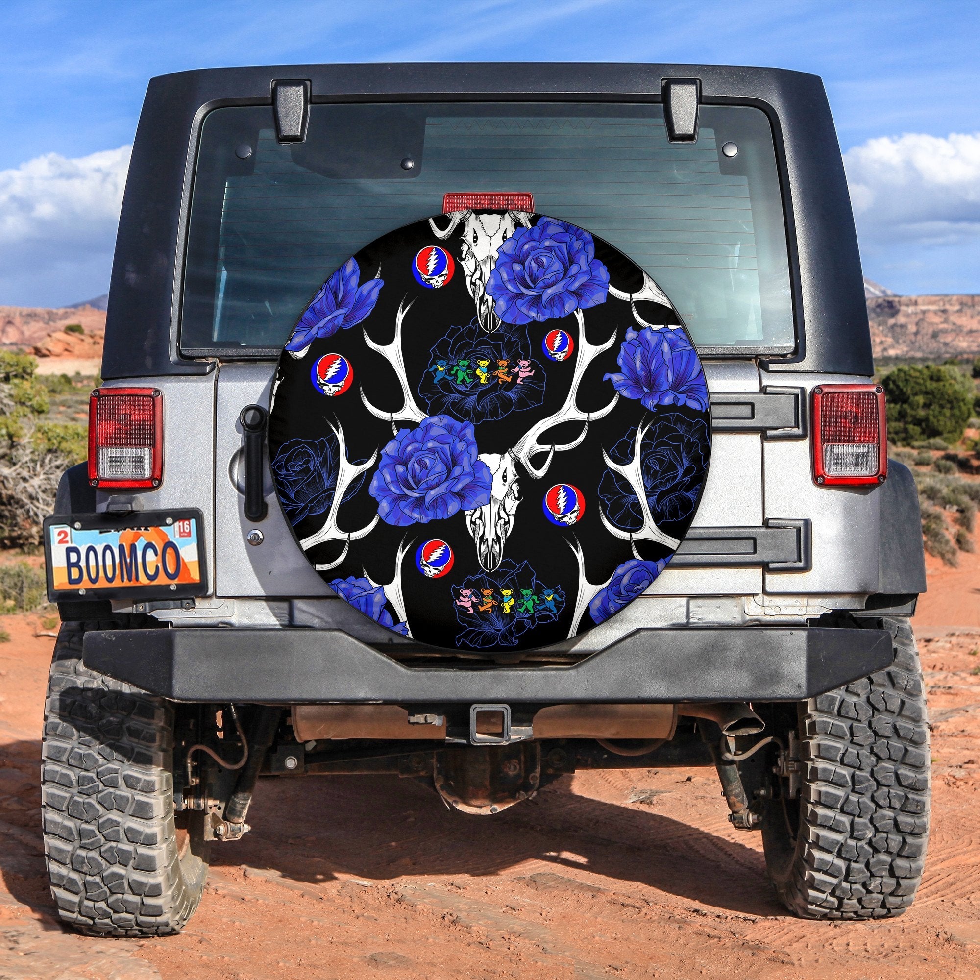 grateful-dead-spare-tire-cover-with-flowers-and-bears