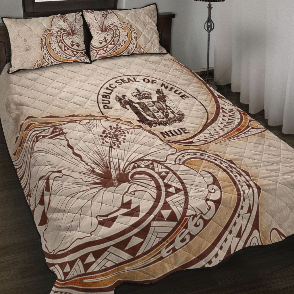 niue-quilt-bed-set-hibiscus-flowers-vintage-style