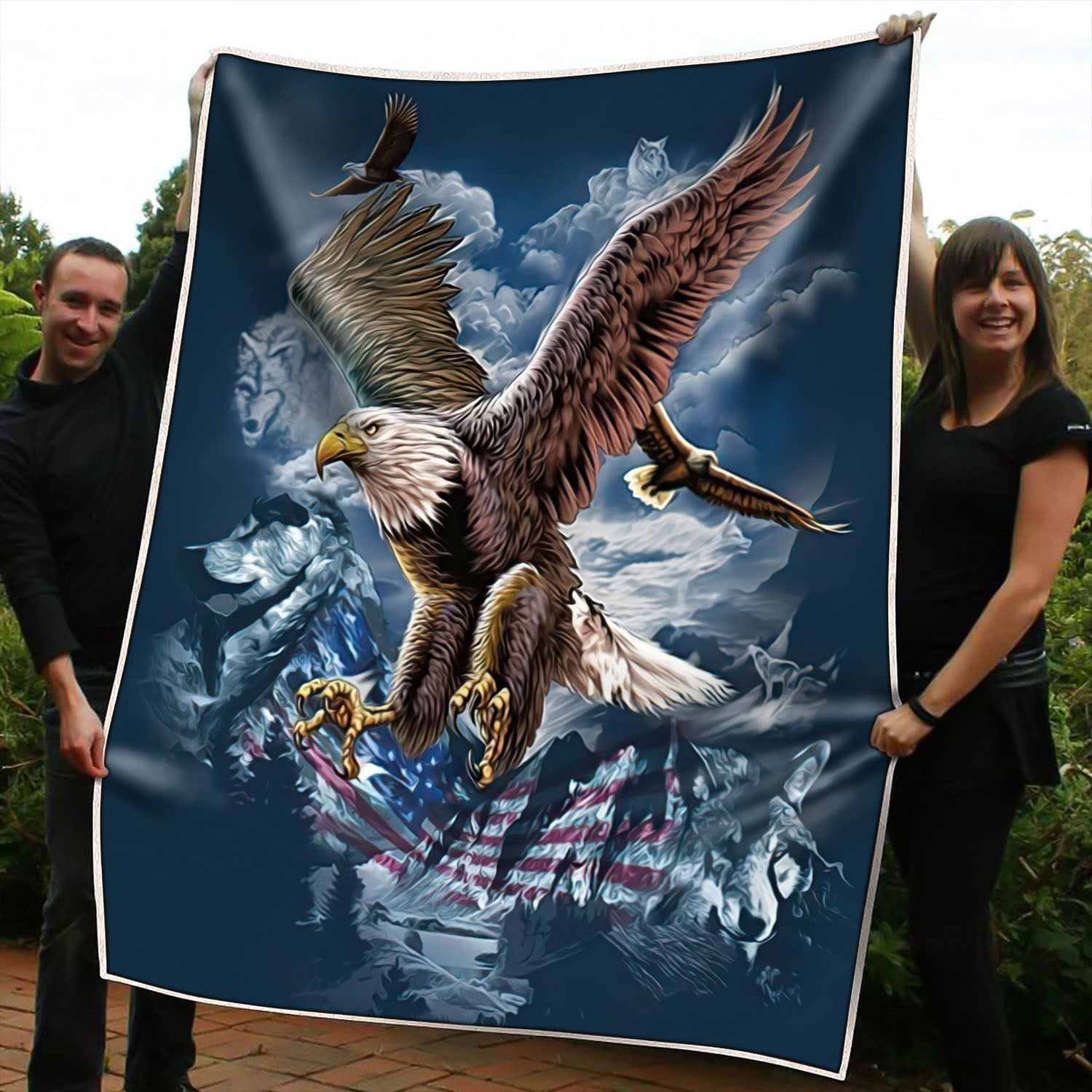 america-eagle-fly-with-wolf-spirit-blanket-and-quilt