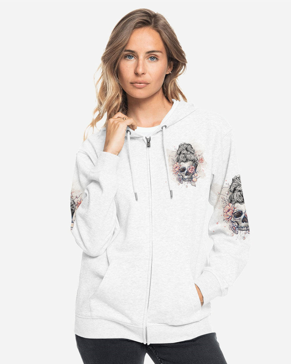 im-the-type-of-girl-who-will-punch-you-in-the-face-womens-skull-hoodie