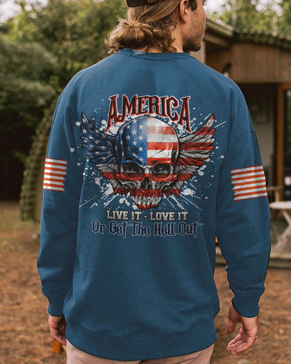 america-live-it-love-it-skull-wings-mens-patriotic-sweatshirt